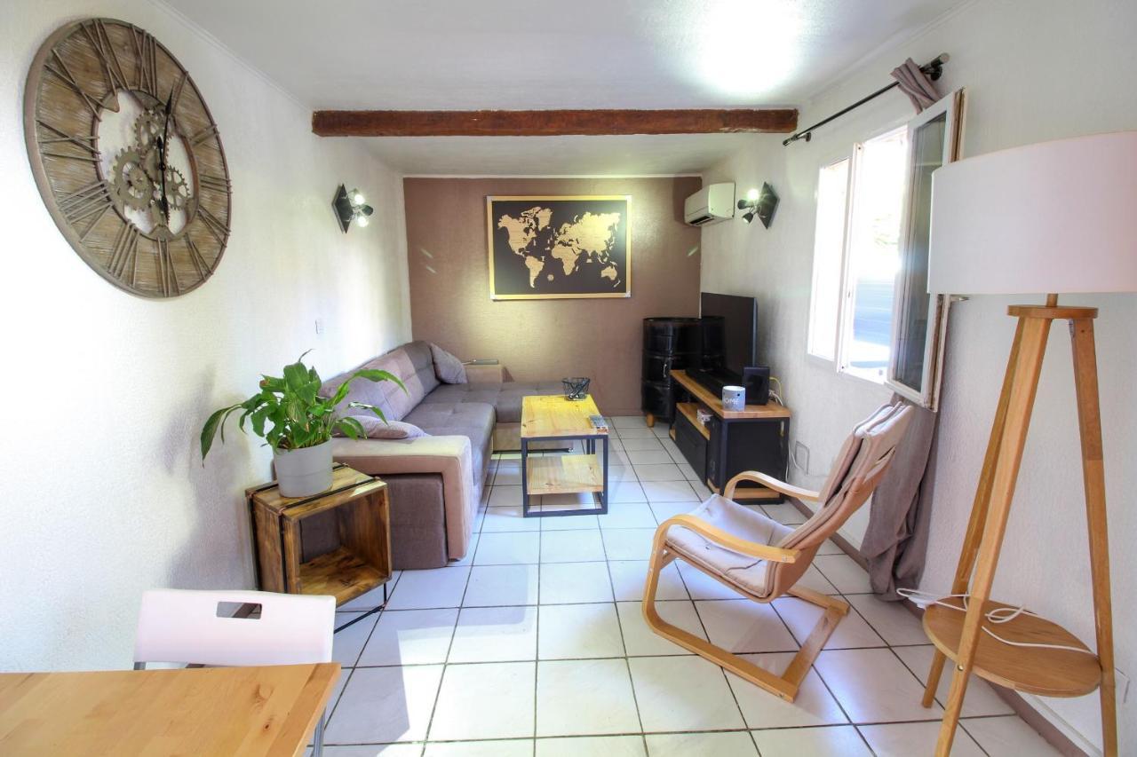 Appartement avec jacuzzi et a 2km des plages Toulon Extérieur photo